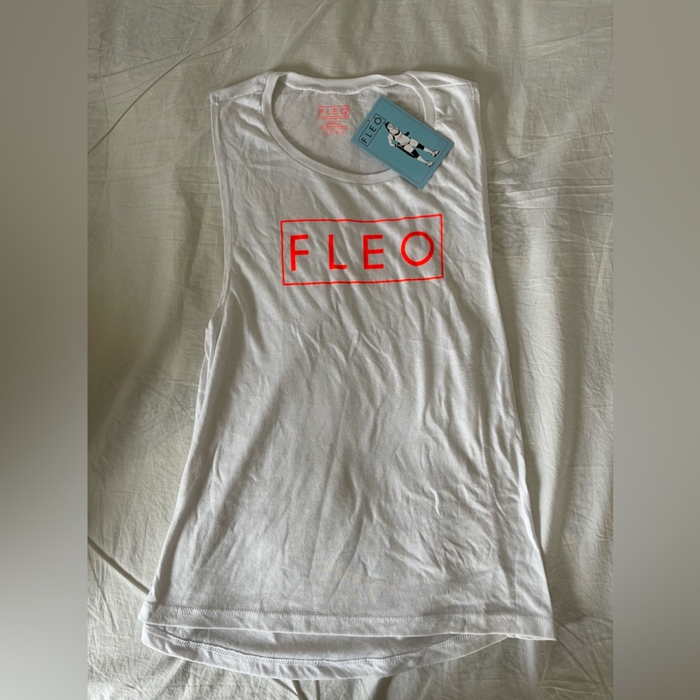 Fleo Tank Top